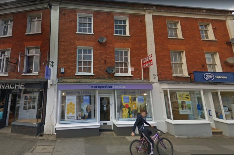 commercial property for sale Buckingham