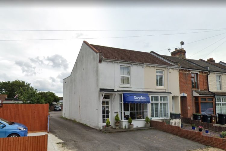 freehold retail investment Gosport