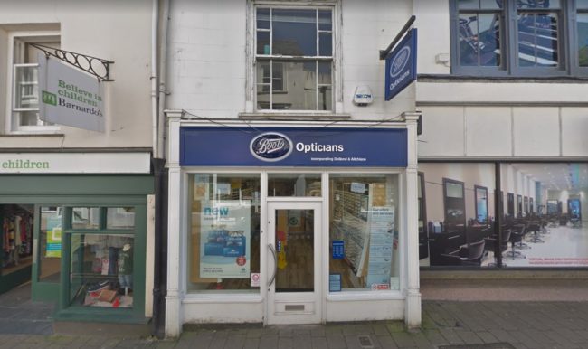 freehold retail investment near me Bodmin