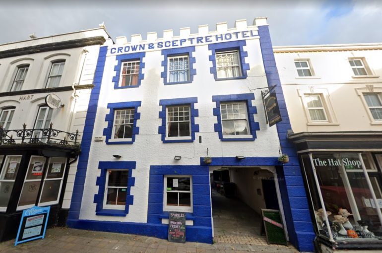 freehold vacant public house investment near me Holsworthy Devon