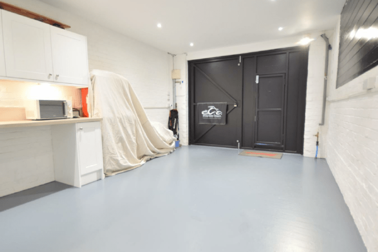 Refurbished Detached Garage to Rent near me Sutton